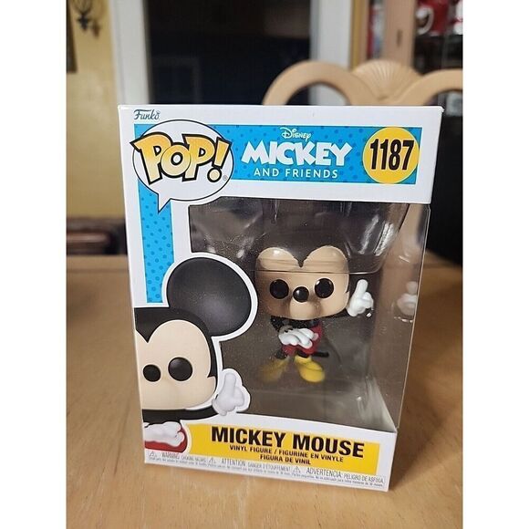 FUNKO POP Disney Mickey and Friends #1187 Mickey Mouse NEW Mint - Picture 1 of 3